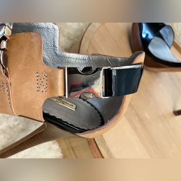 Report Signature Black Tan Platform Stilettos Leather Buckle Size 7 - Picture 6 of 12